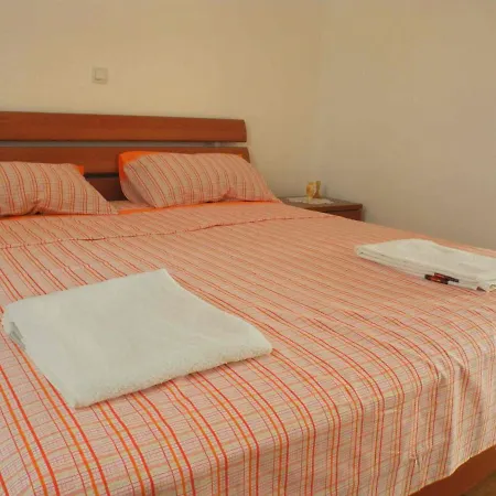 By The Sea Jezera, Murter - 12728 * 耶泽拉